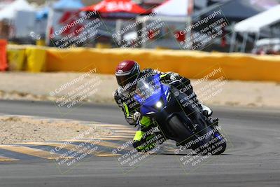 media/Apr-09-2022-SoCal Trackdays (Sat) [[c9e19a26ab]]/Turn 2 (1140am)/